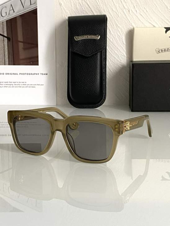 Picture of Chrome Hearts Sunglasses _SKUfw73376708fw